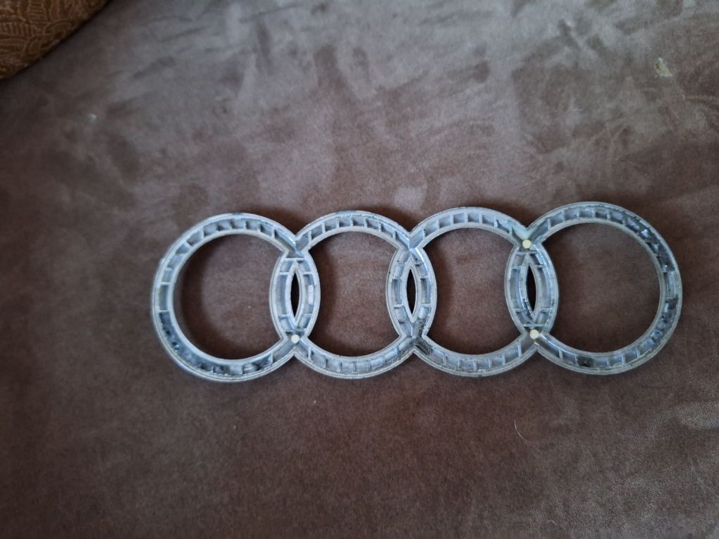 Emblemat audi 17,5cm na 5,5cm(również jako ozdoba)