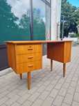 Biurko tekowe,wolnostojące,skandynawski design,Norwegia lata 60,Mid-c