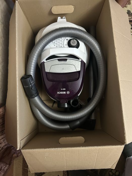 Оренда. 1кімнатна квартира 173кв-л, Курчатова 19. Все є. 4500