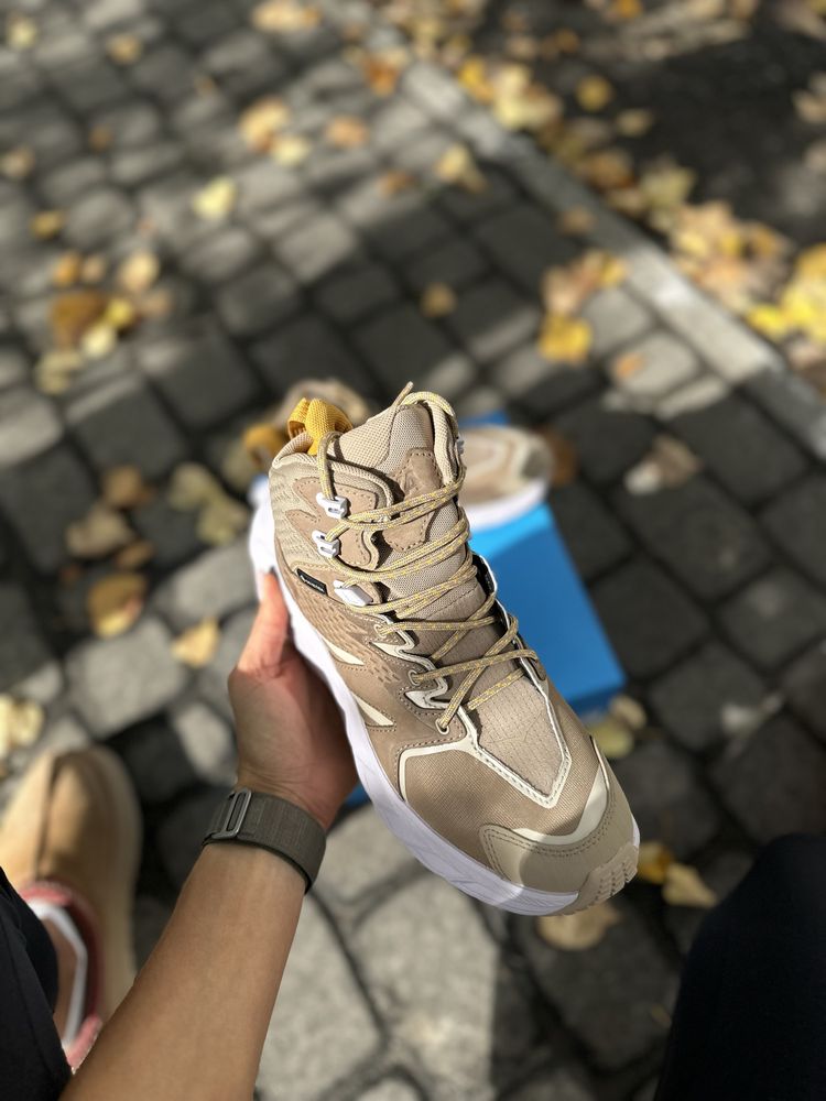 Оригінальні кросівки HOKA One One Anacapa MID GTX 1119372 DLMR