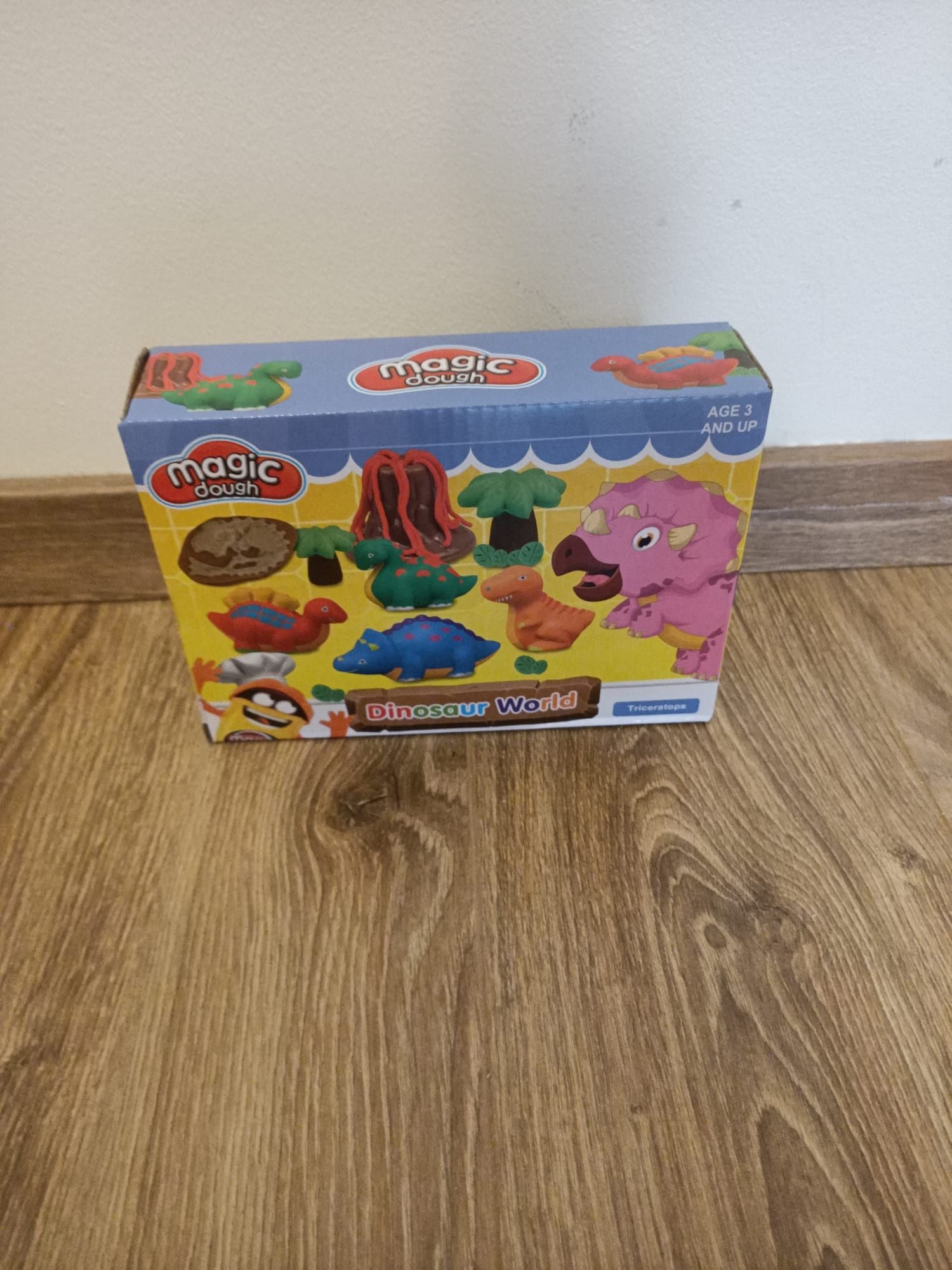 Plastelina nie "playdoh" magic dough