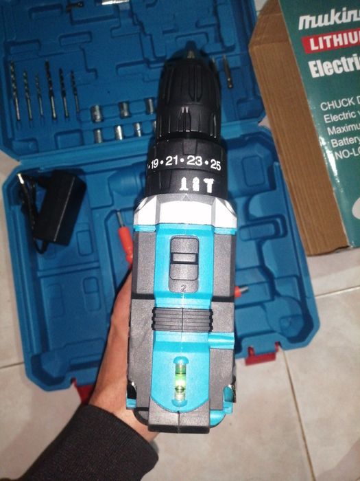 Aparafusadora de impacto 100Nm bushless