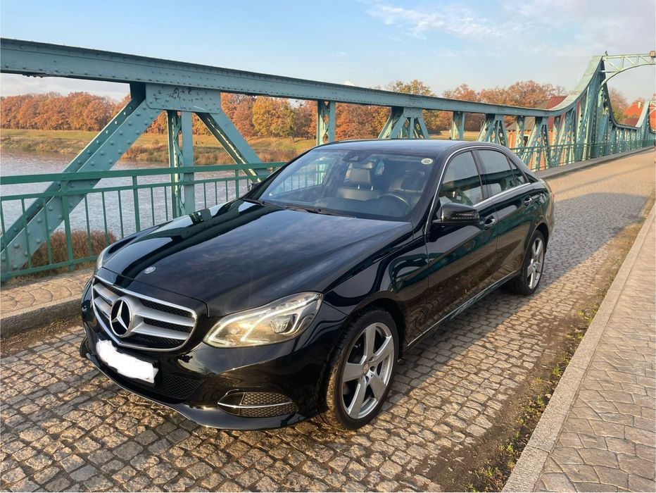 Samochód do ślubu Sylwester biznesowo okolicznościowo Wrocław okolice