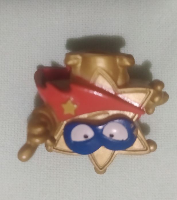 Superthings zings figurka gwiazda star złota unikat ultrarzadka