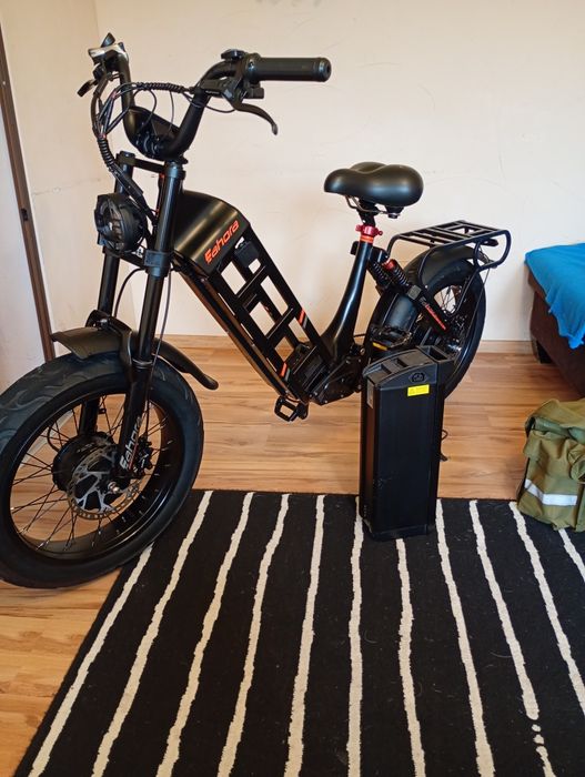 Eahora Juliet III w doskonałym stanie technicznym