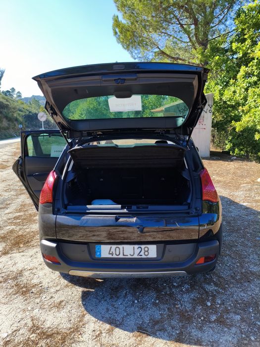 Peugeot 3008 1.6 HDi - Automático - Teto panorâmico - Impecável!