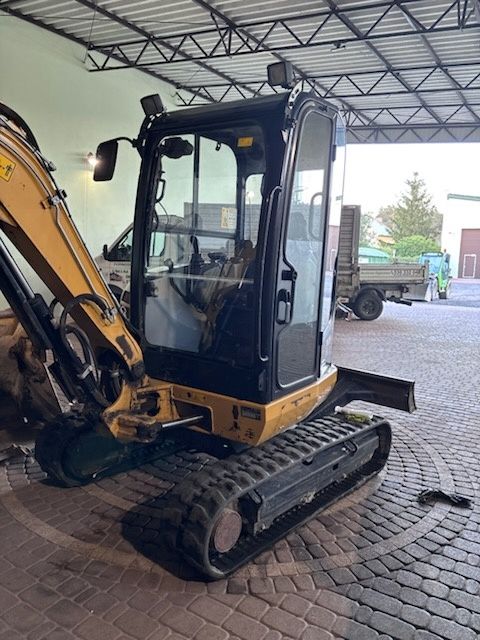 Cat 302.7 DCR stan bdb