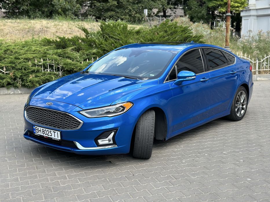 Ford fusion titanium  hybrid 2019