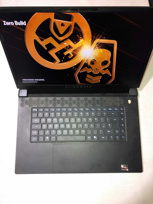 Alienware Gaming Laptop – High Performance, Excellent Condition64354205671810123