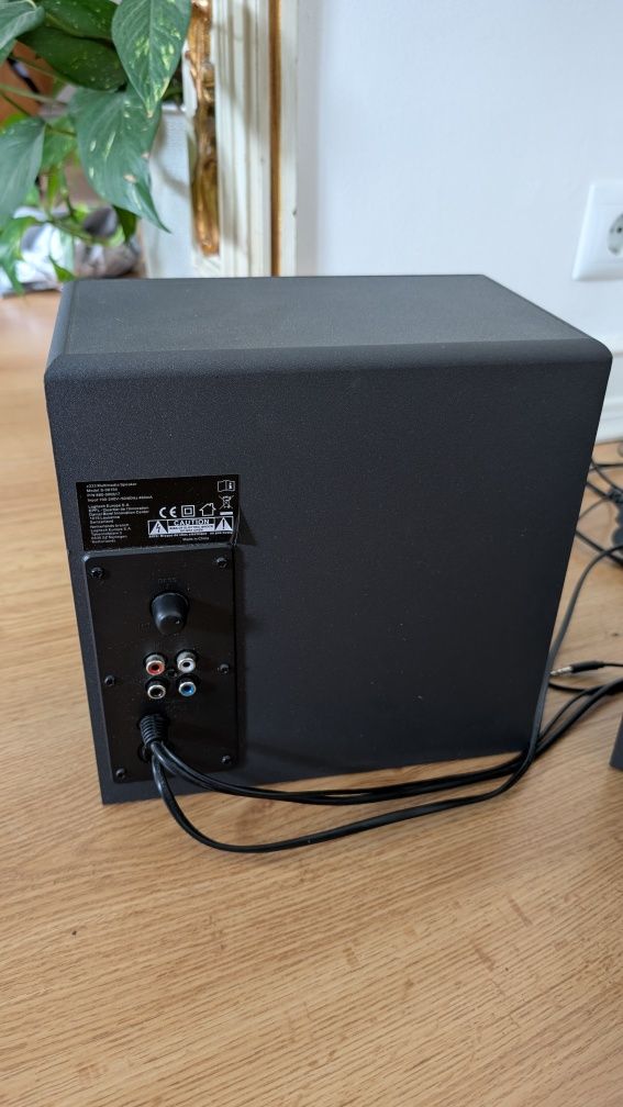 Colunas Logitech Z333 (PC)