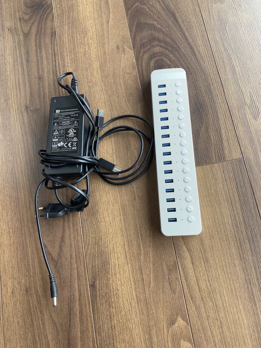 16-port USB 3.0 hub64283972083971123