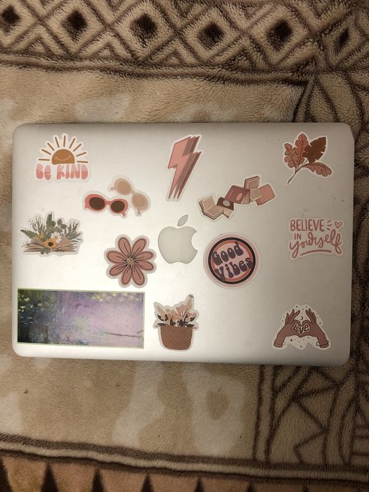 Macbook Аir 13 2014 року в чудовому стані