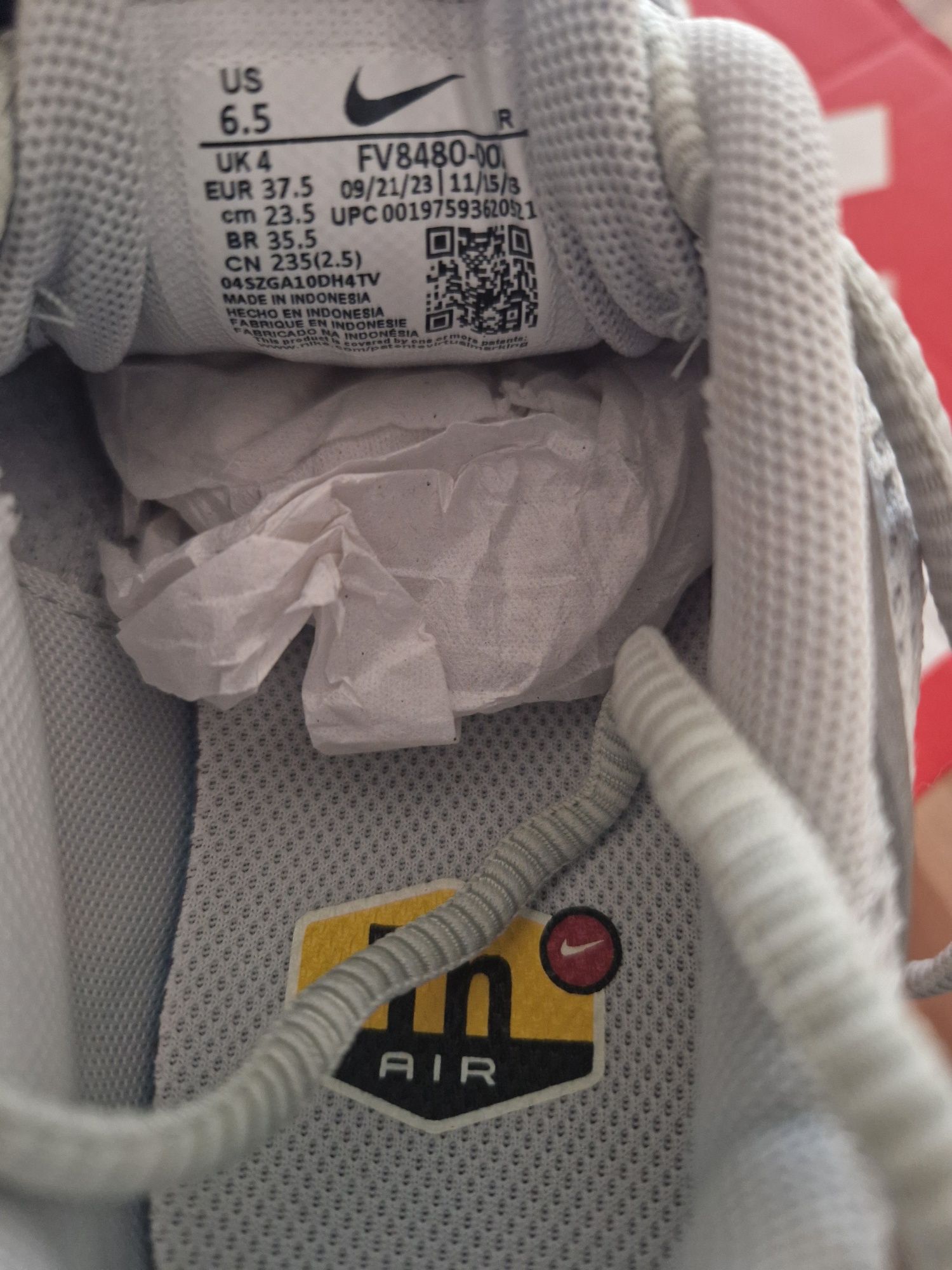 Жіночі кросівки Nike Air 8480