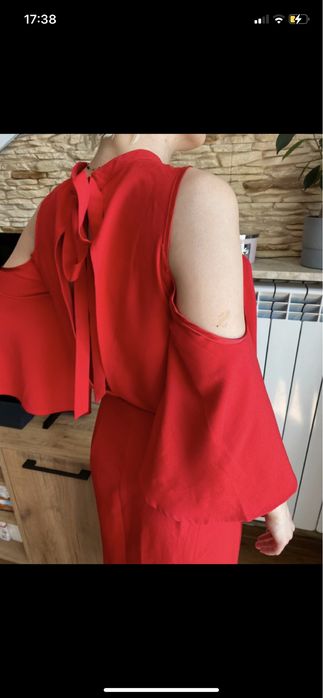 Czerwona sukienka, weselna, z rozcięciami - NAKD, rozm. XS/S