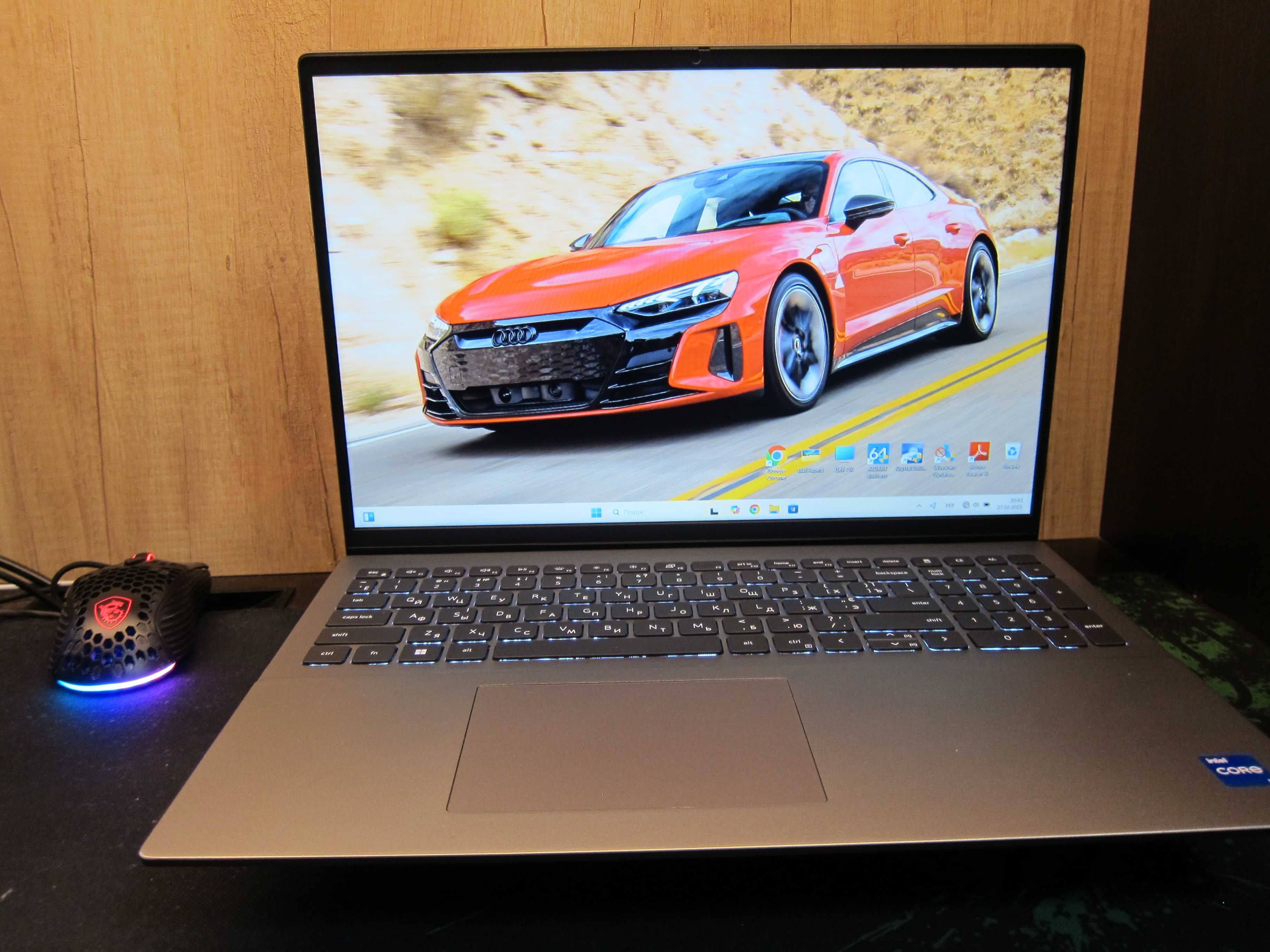 Dell Vostro 5620/Intel I5 12400P 12ядер 16потоков/Ram 16/ 15.6" IPSFHD
