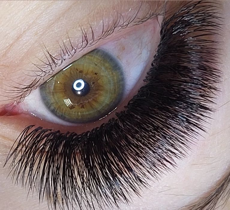 Нарощування  вій Запоріжжя Бородинський