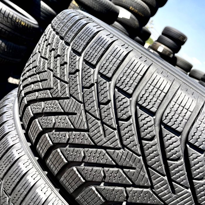 235/60/18 Pirelli Winter Scorpion 2 | 95%остаток | зимние шины