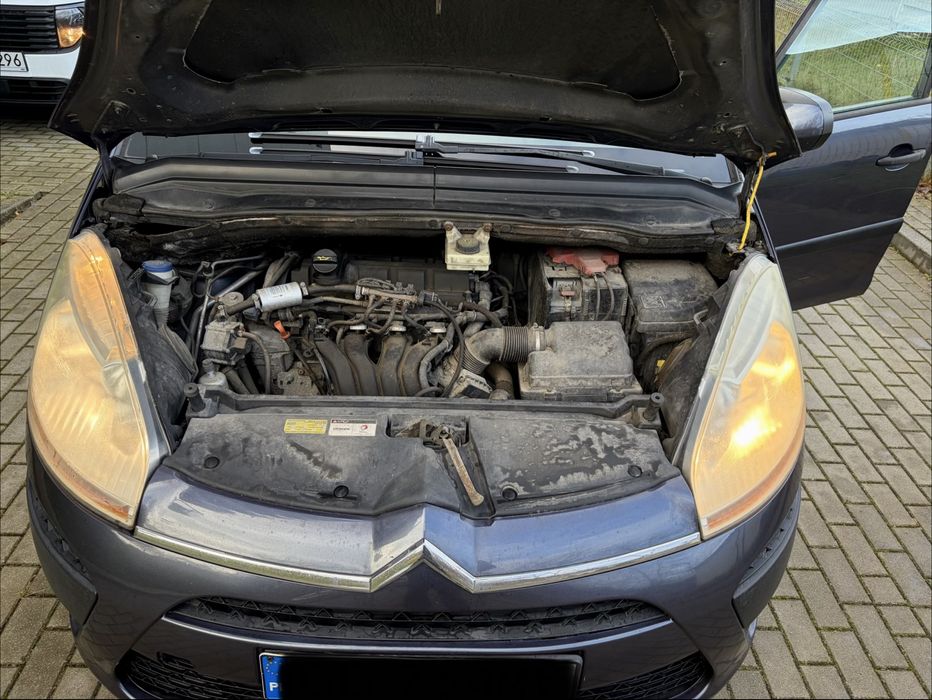 Citroen c4 picasso 1.8benz/gaz klima elektryka zimowe opony/zamiana