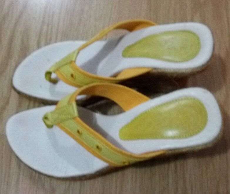 Chinelo para senhora com salto de Cunha