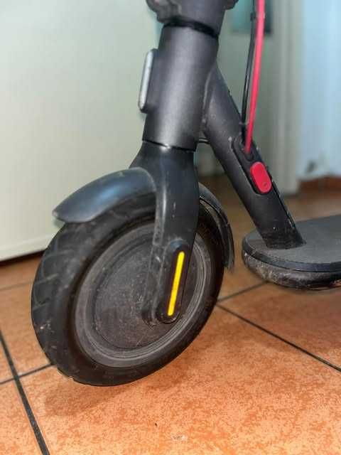 Xiaomi Electric Scooter 4 Black para peças ou aranjo