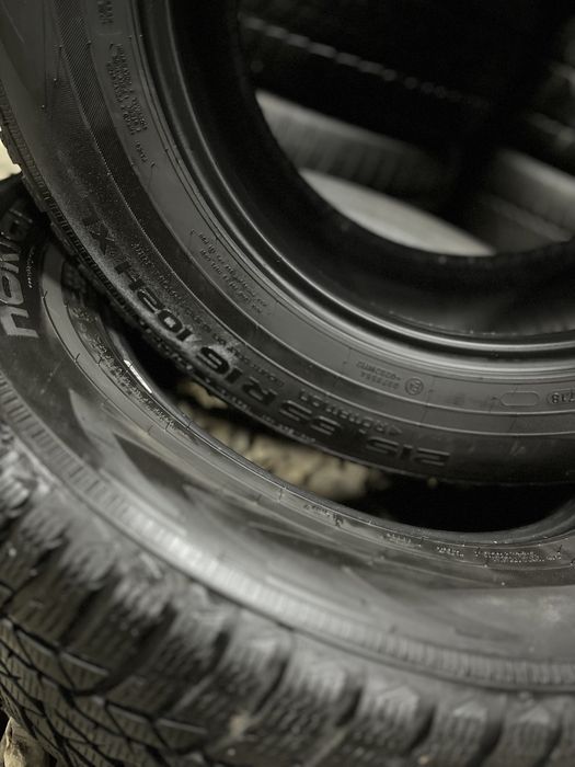 215/65 R16 2 шт. Nokian