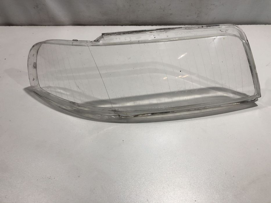 Фара правая 4D0941004AG для Audi A8 D2 1994-2000