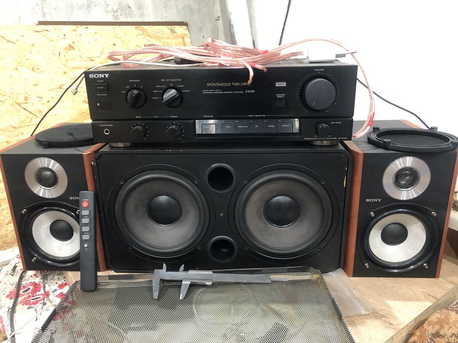 Акустична система SONY & HECO