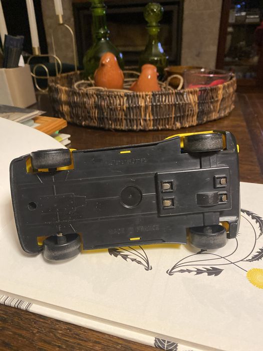 Renault 5 Maxi Turbo. Made in France. Modelo a fricção. Anos 80