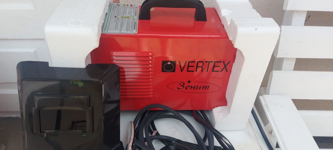 Інверторний зварювальний апарат VERTEX VR 4002