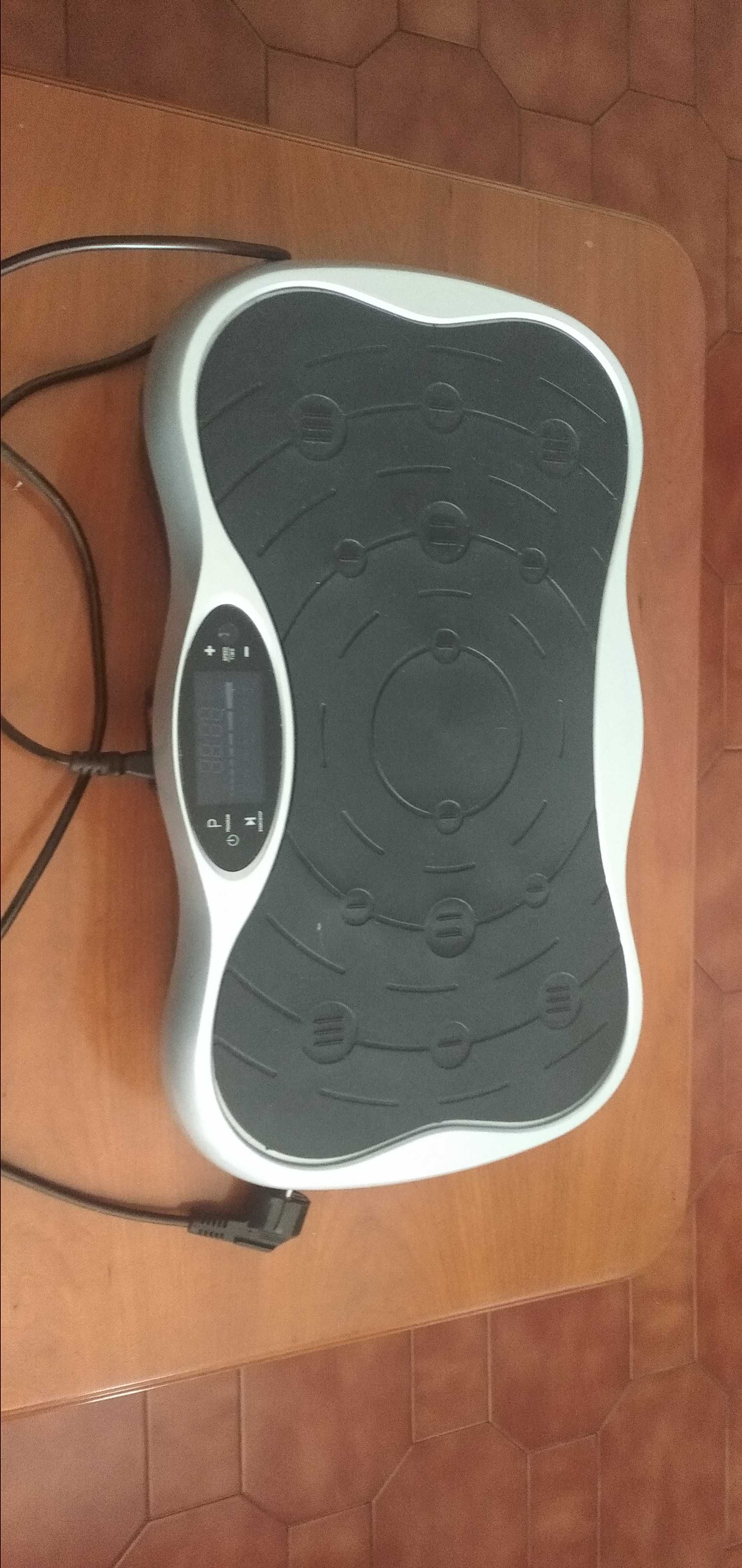 Plataforma vibratória com extensores