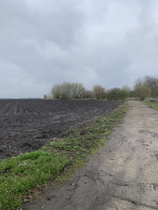 Продам або обіняю ділянку