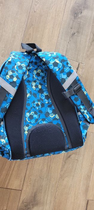 Plecak szkolny usztywniany