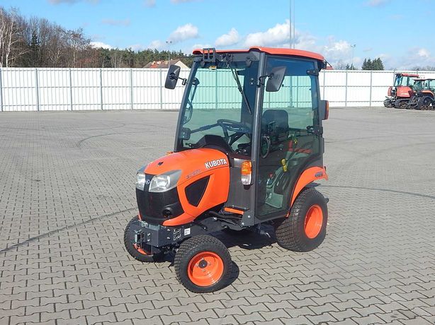 kubota BX231 z kabiną promocja leasing traktor komunalny
