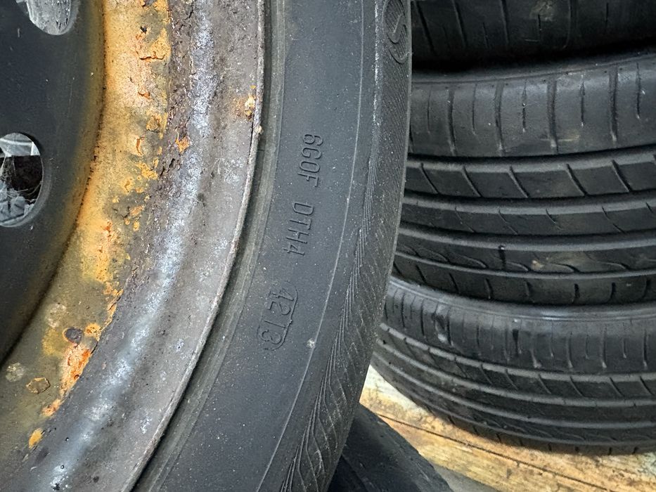 Felgi z oponami zimowe 16 cali 205/60 16 Renault 4x100
