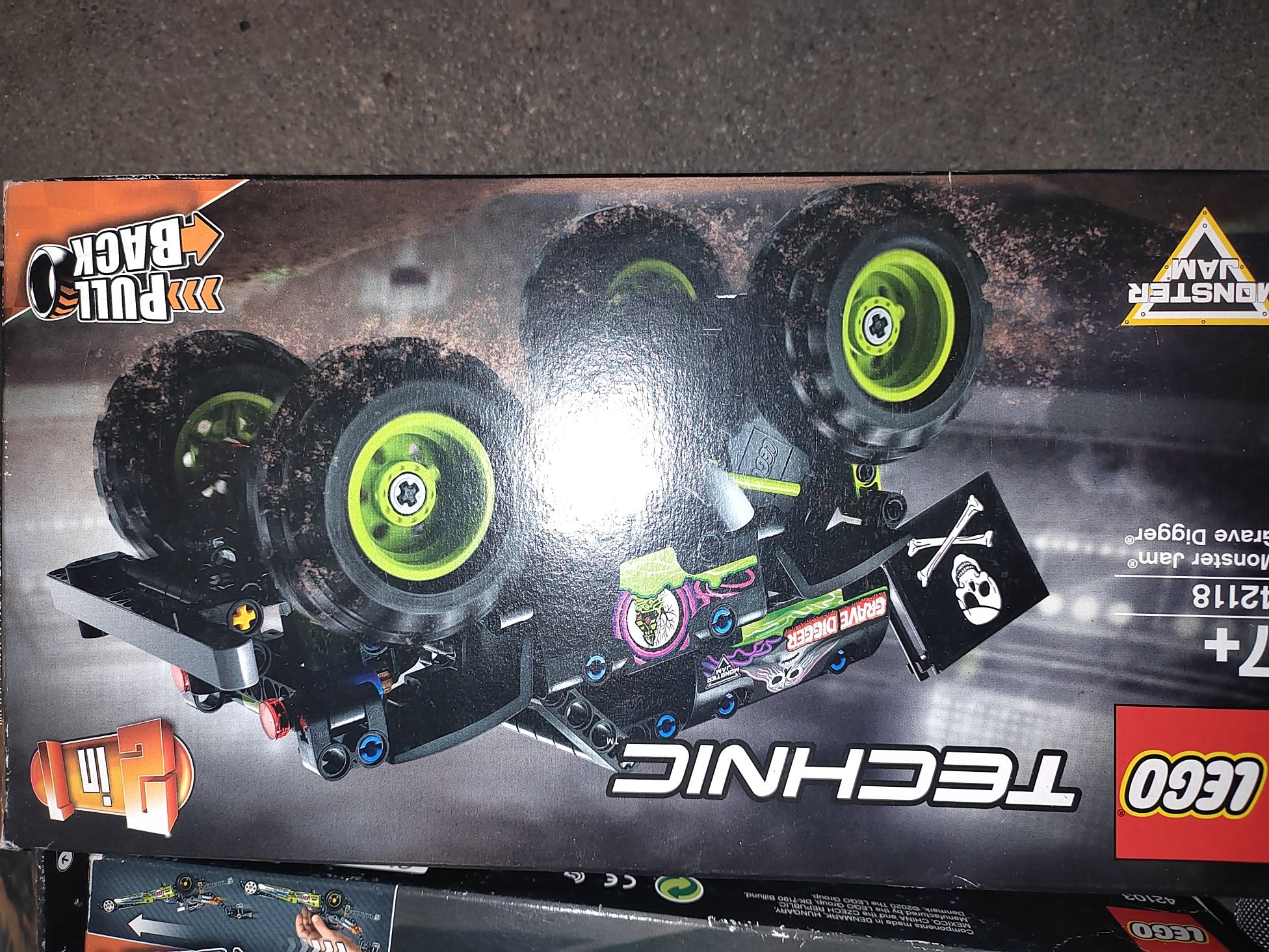 LEGO technic cztery serie