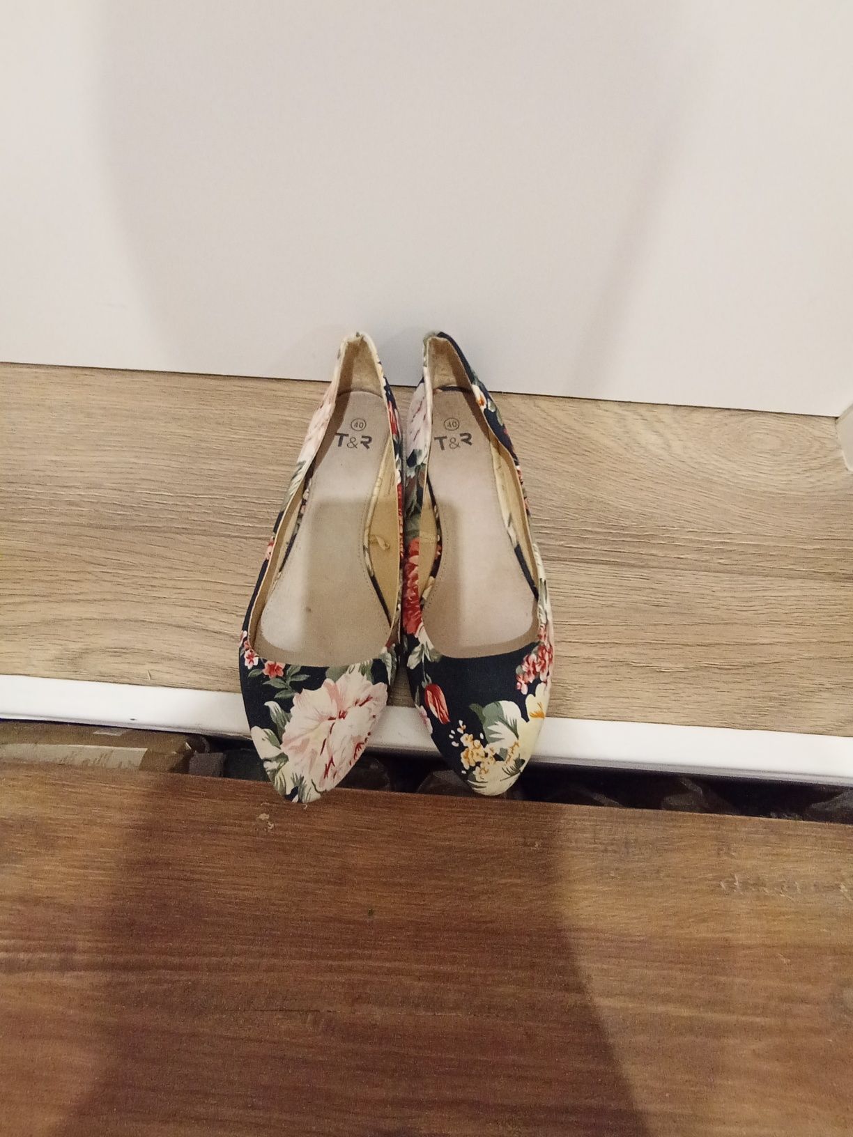 Buty w rozmiarze 40