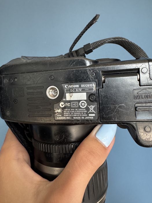 Фотоапарат Canon 400D