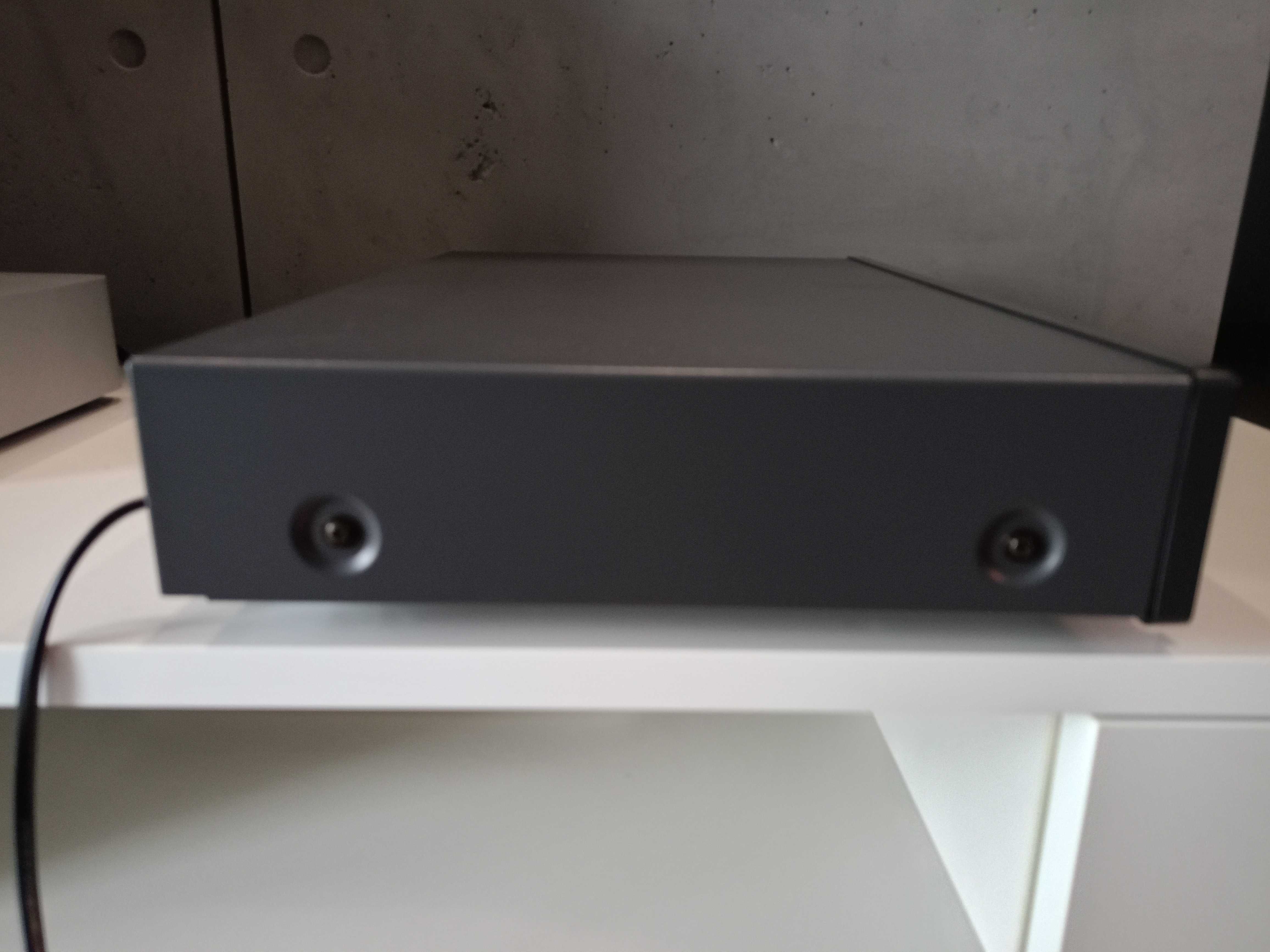 Odtwarzacz cd NAD C521 BEE