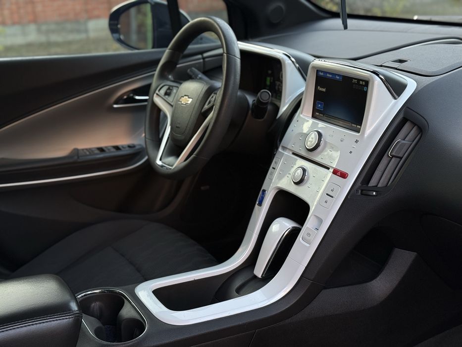 Продам Chevrolet Volt 2014 Plugin Hybrid