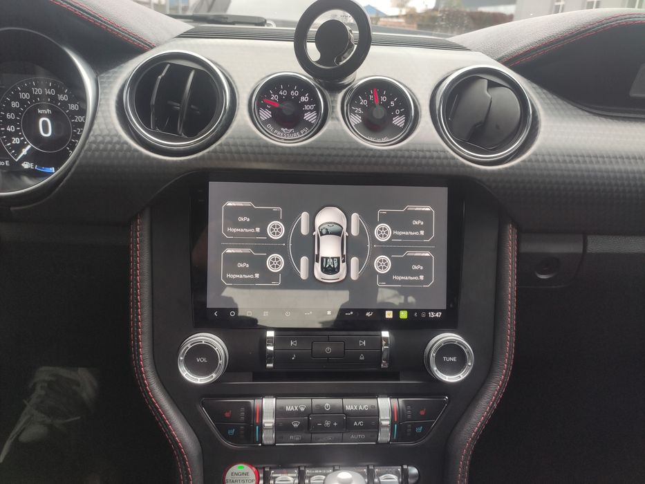 Штатная магнитола для Ford Mustang шустрая с CarPlay и QLED