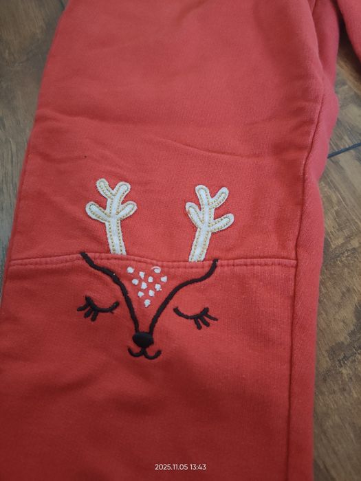 Spodnie czerwone świąteczna 122