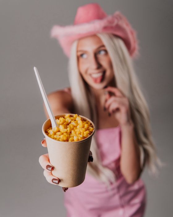 Солодка заморожена кукурудза, в качанах і зернах