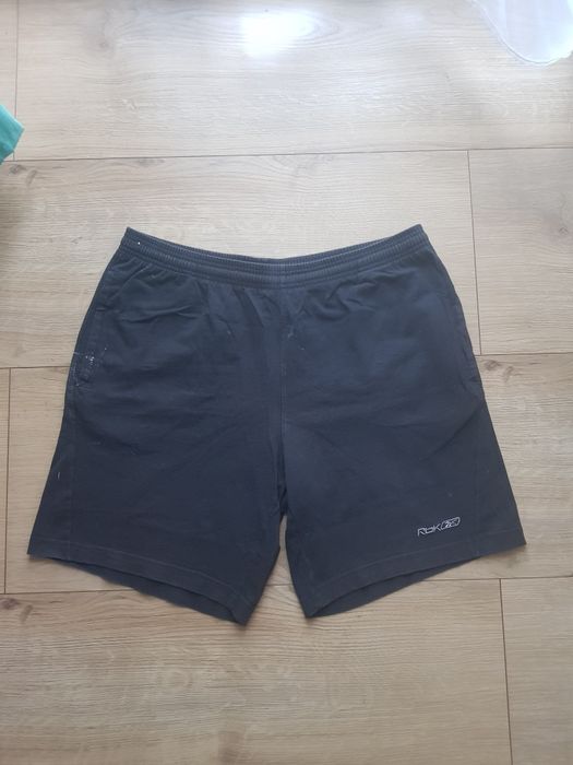 Bawełniane spodenki szorty meskie marki Reebok rozmiar S/M/L.