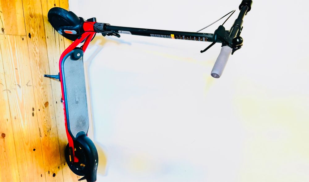 Trotinet ninebot
