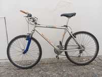 Bicicleta de Adulto BTT - Roda 26 - Quadro de alumínio