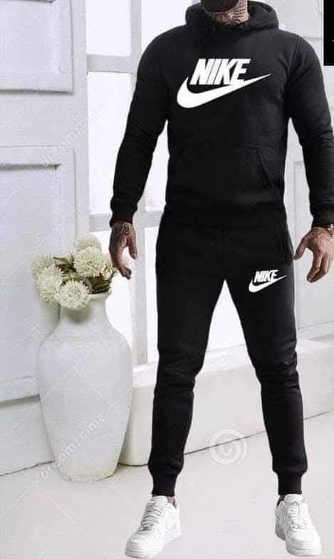 Nike dresy męskie M L XL XXL