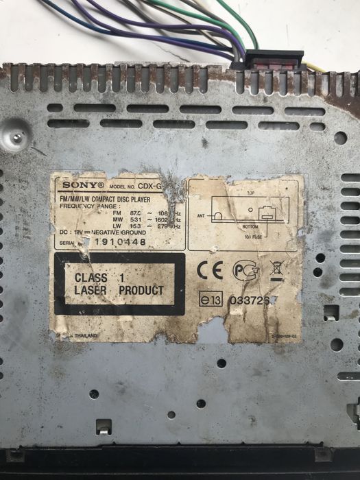 Магнітола SONI CDX-GT210