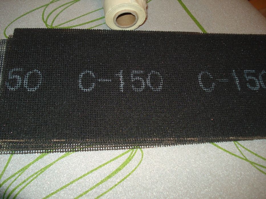 Продам сетку абразивную,самокл для ремонта потолка, короб для кабеля