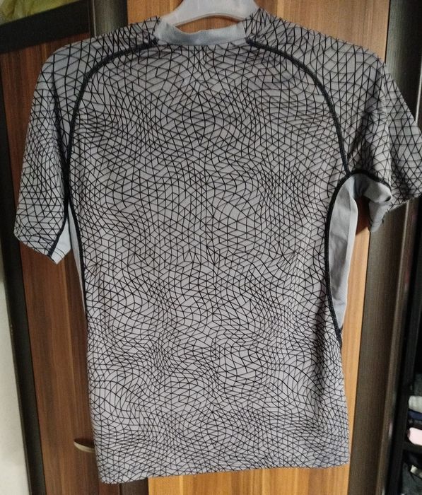 Koszulka męska Under Armour rozmiar S/M stan idealny