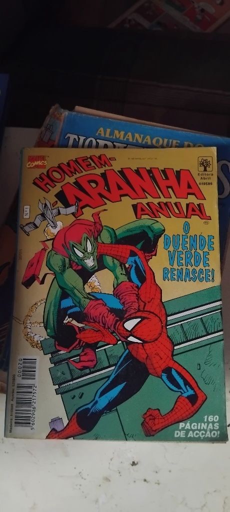 Livros de banda desenhada do super homem e outros